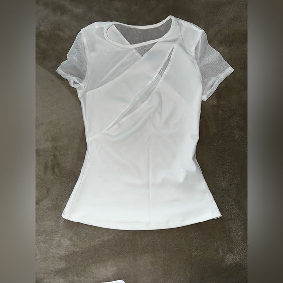 Sexy contrast mesh insert tee, size XS/S - Picture 5 of 7